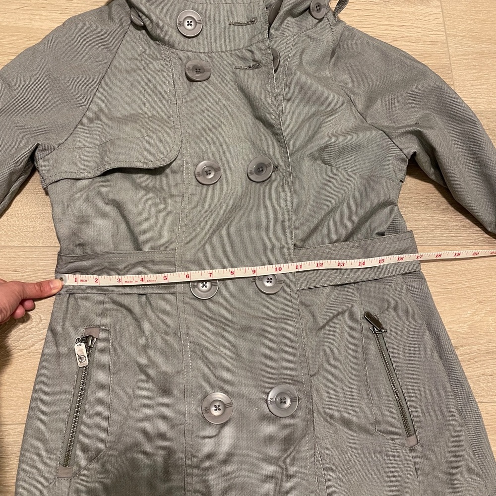 Three Stones Fall/Spring Coat - Picture 9 of 9